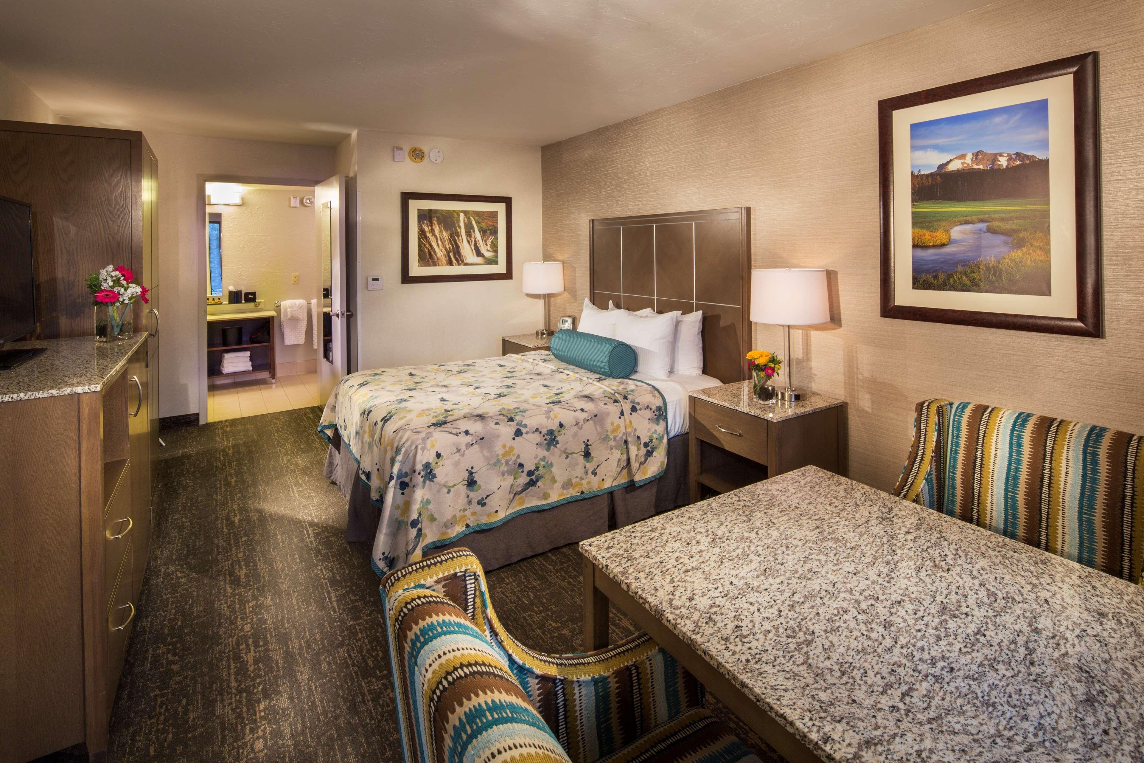 Best Western Plus Hilltop Inn Redding Exterior foto