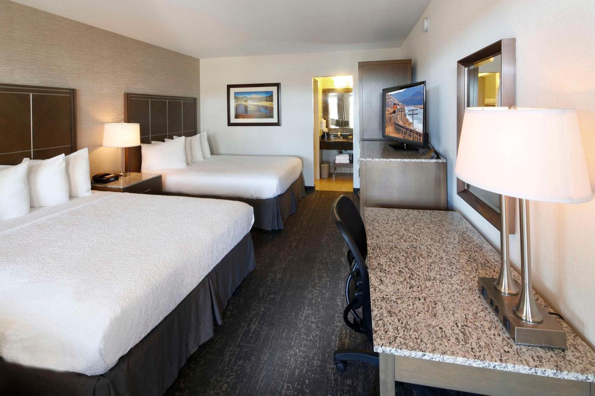 Best Western Plus Hilltop Inn Redding Exterior foto